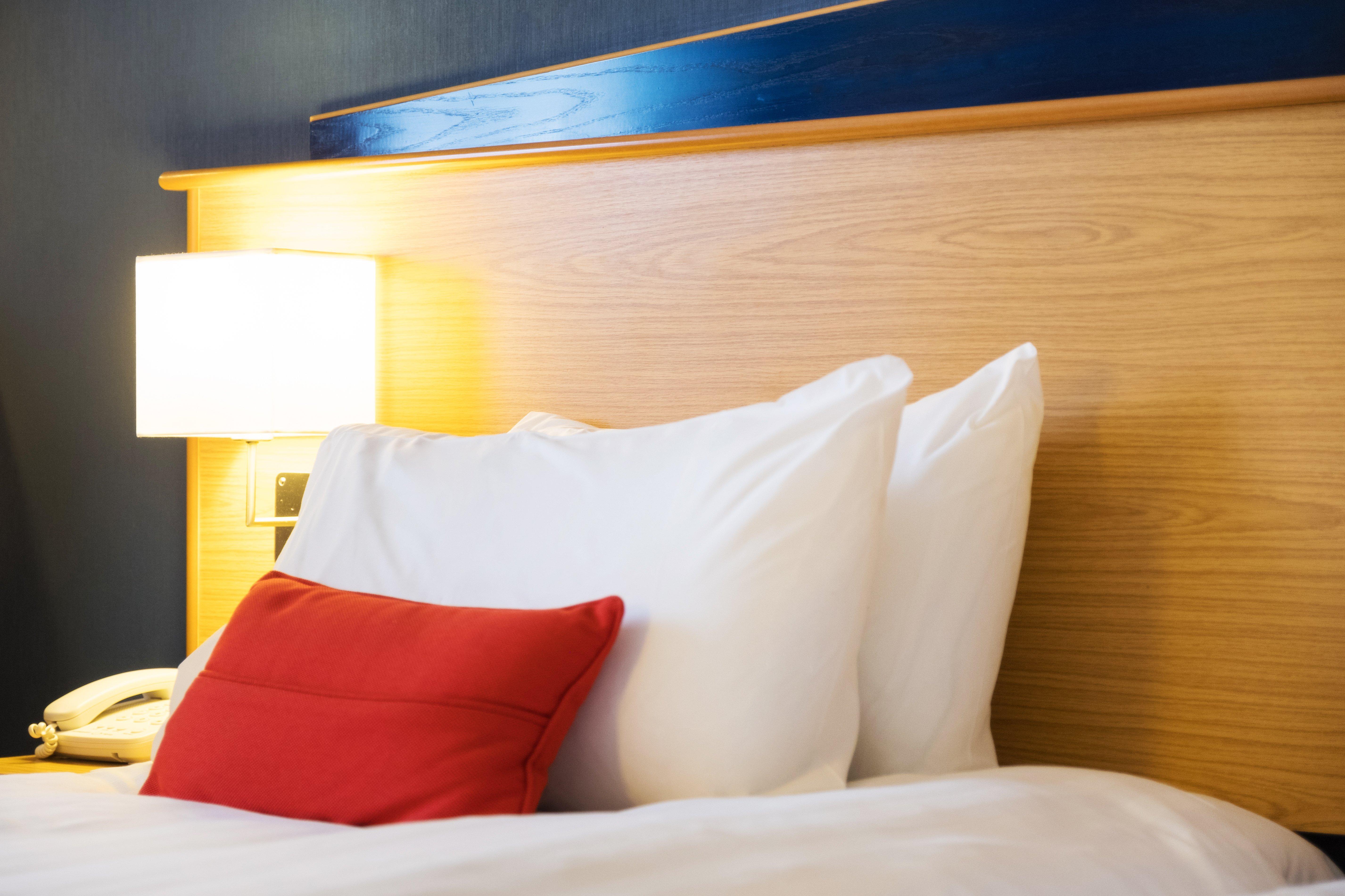 Holiday Inn Express Perth By Ihg Exterior foto